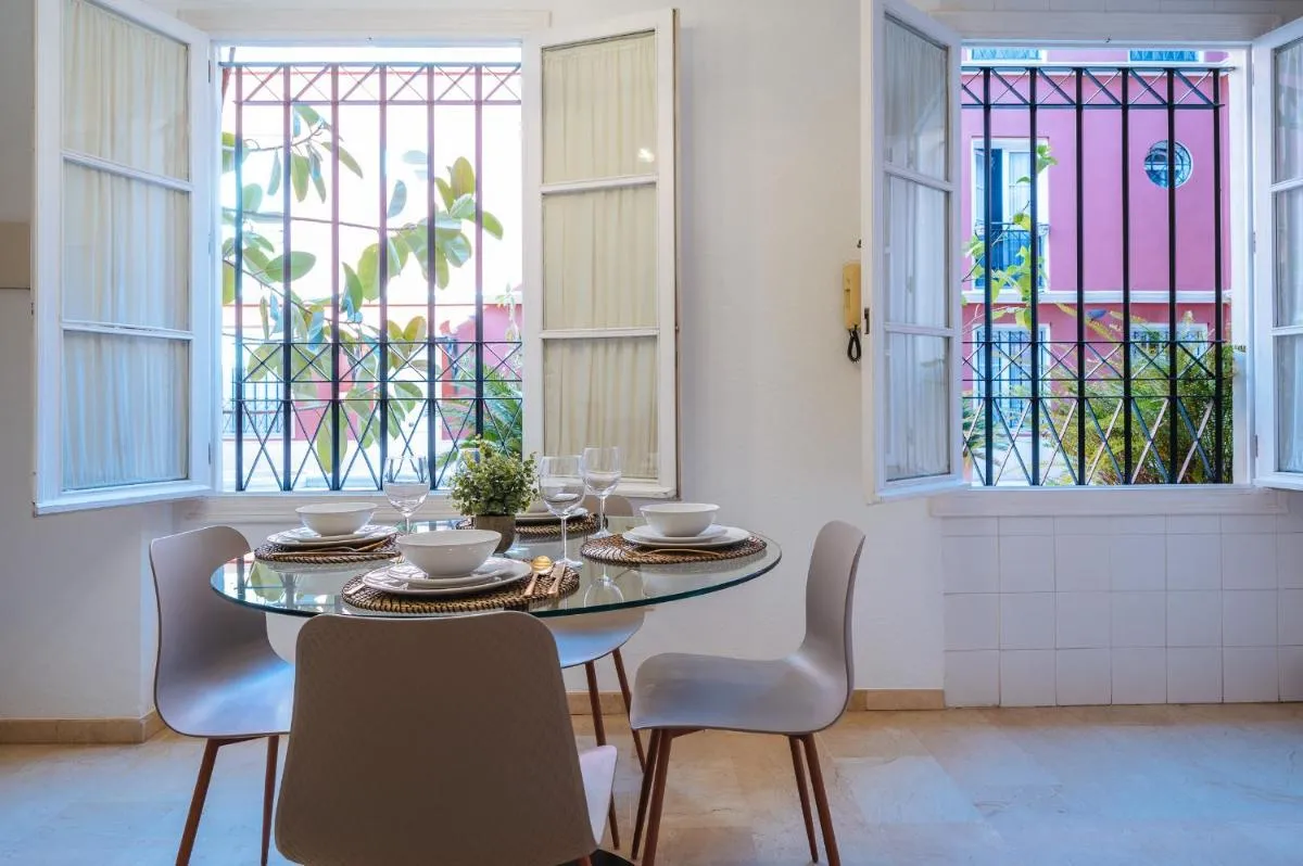 Image 6 of Lirio Suite Apartment – Private Parking included