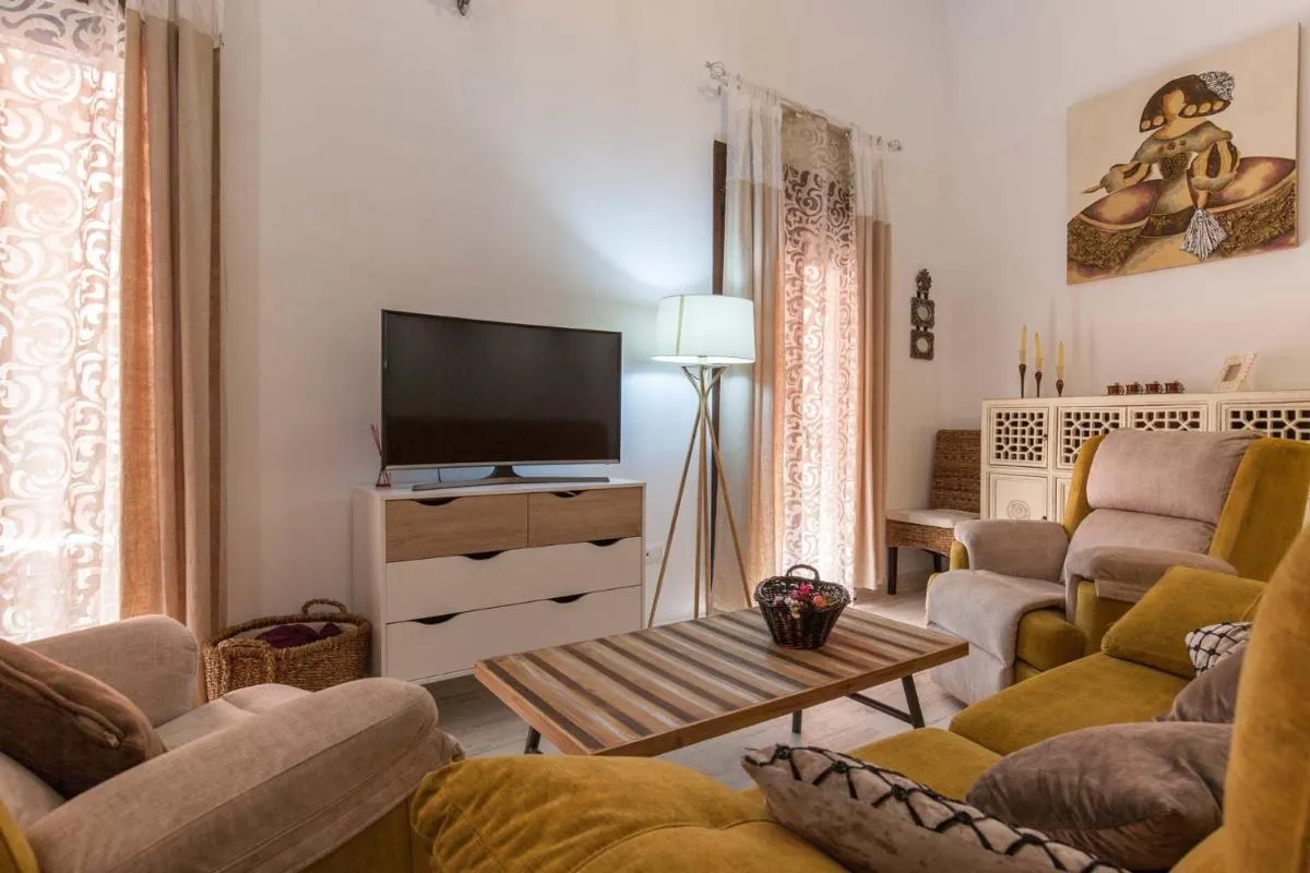 Image 4 of Loft / Duplex with charming historic center. WIFI