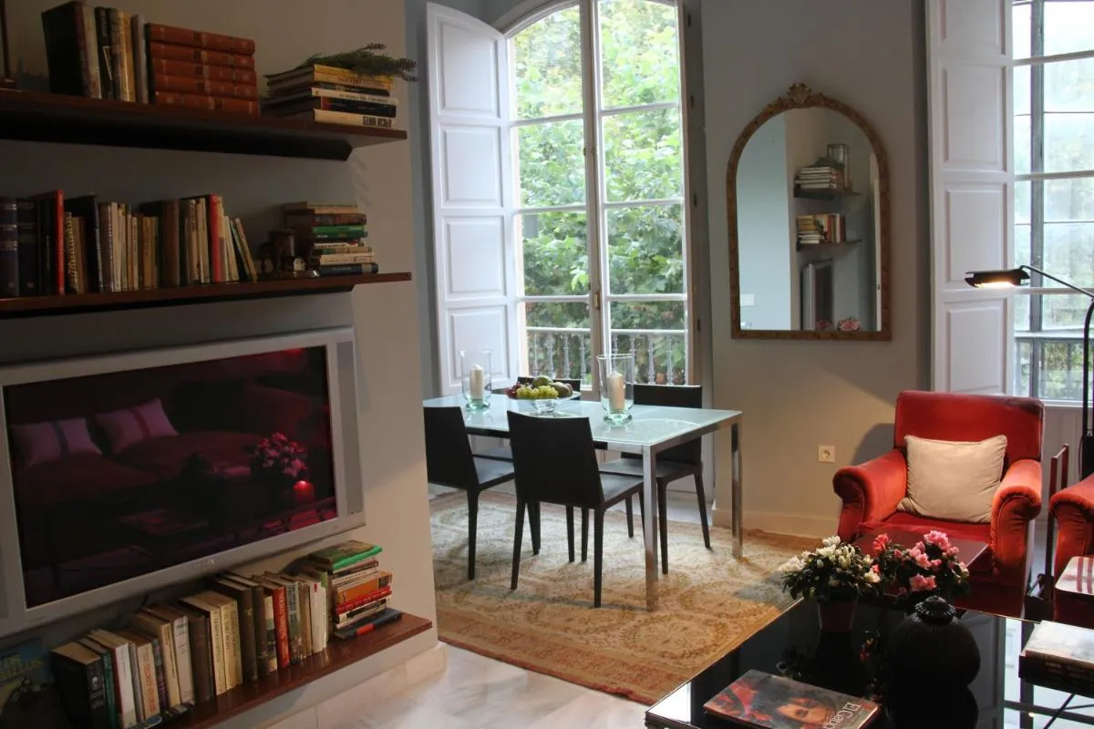 Image 4 of Luxurious 2 bedroom flat in a historic building