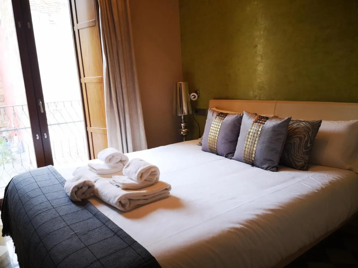 Image 1 of Luxury Apartment with views to Alcazar, Cathedral and Giralda.
