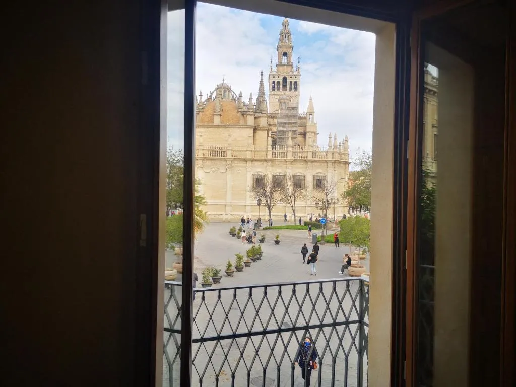 Image of Luxury Apartment with views to Alcazar, Cathedral and Giralda.
