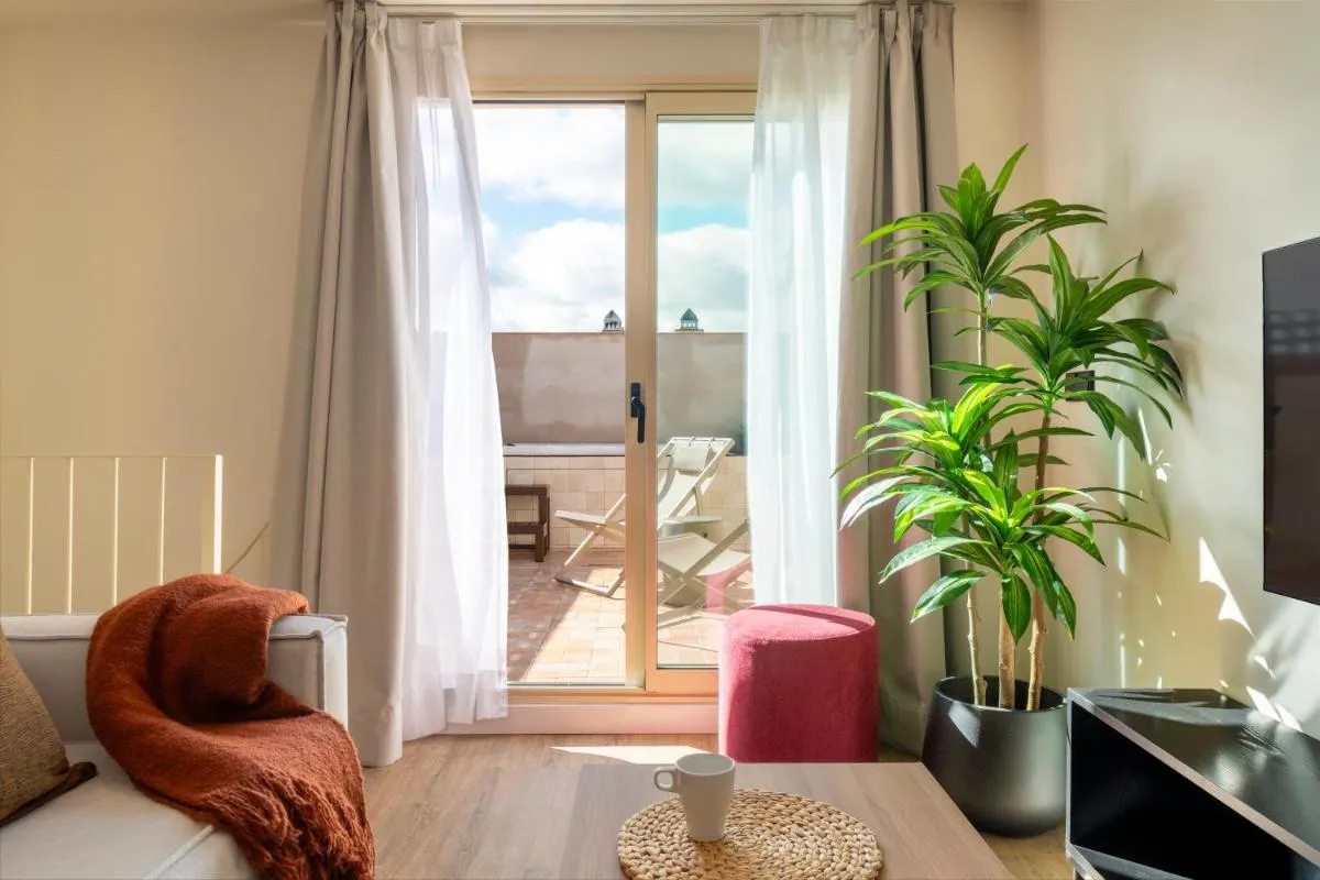 Image 2 of Magno Apartments Clavellinas – Pool and Free Parking