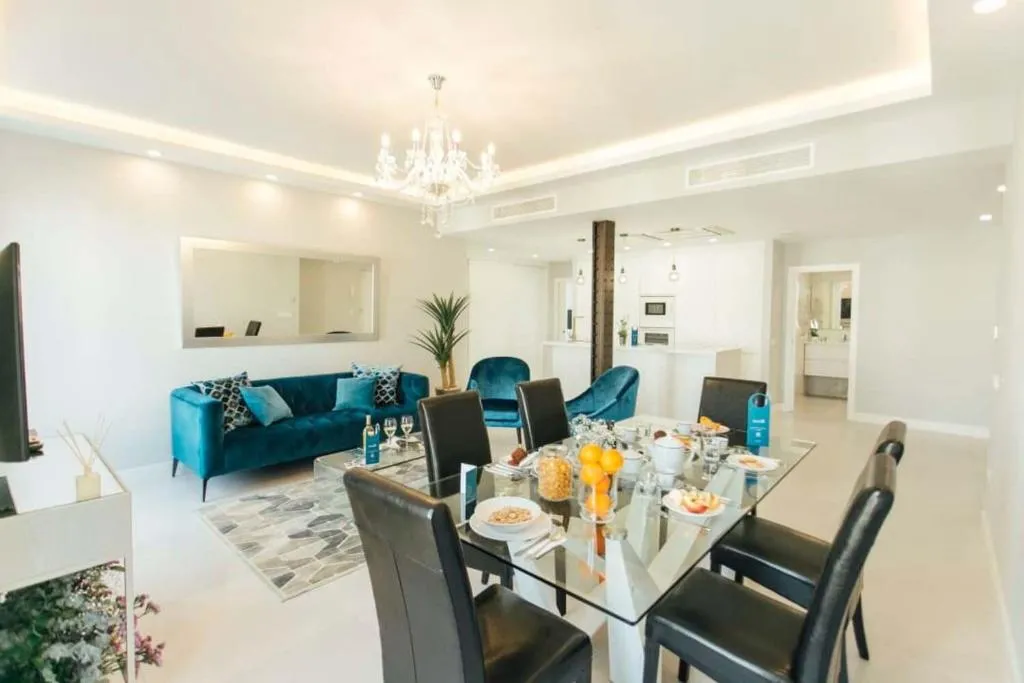 Image of Modern and luxurious -3 Bdr 2Bth- Pastor y Landero