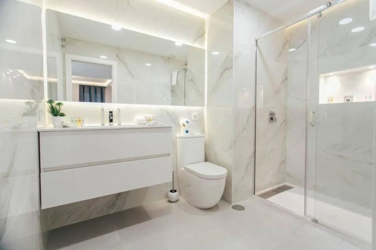 Image 6 of Modern and luxurious -3 Bdr 2Bth- Pastor y Landero