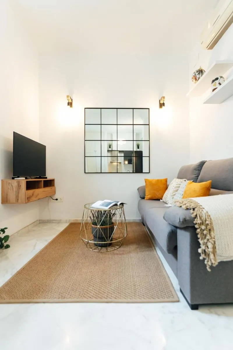 Image 3 of Modern and wide- 1Bd 1Bth- Triana
