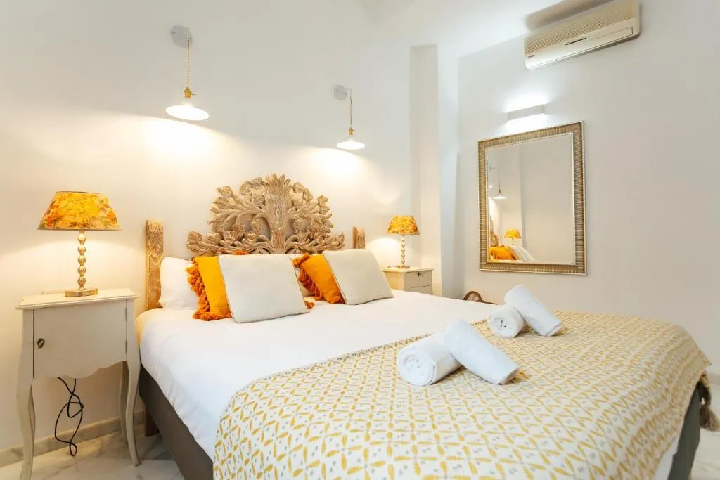 Image of Modern and wide- 1Bd 1Bth- Triana