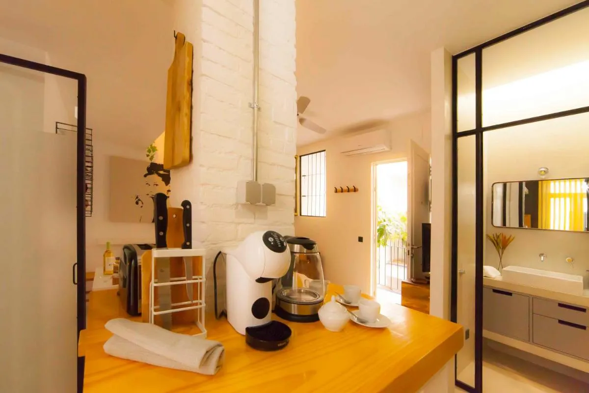 Image 2 of Modern apartment in City Centre