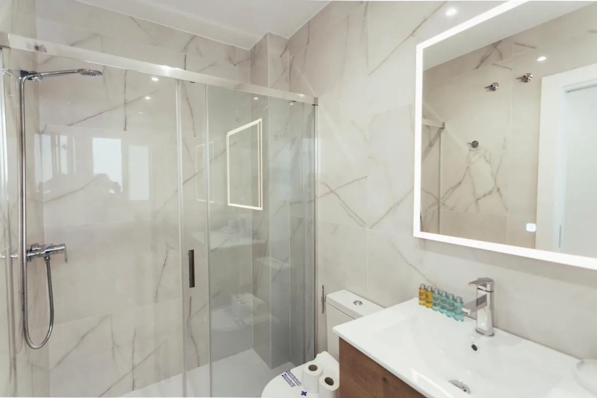 Image 1 of Modern with balcony- 2Bd 2Bth- San Vicente