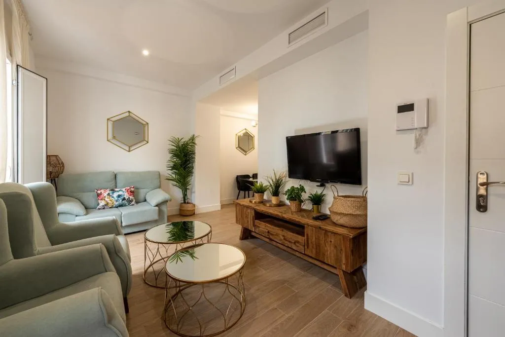 Image of Modern with balcony- 2Bd 2Bth- San Vicente