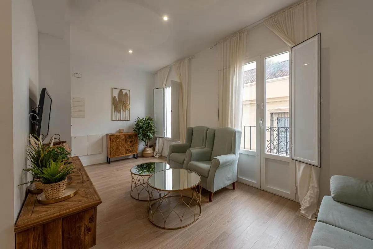 Image 4 of Modern with balcony- 2Bd 2Bth- San Vicente