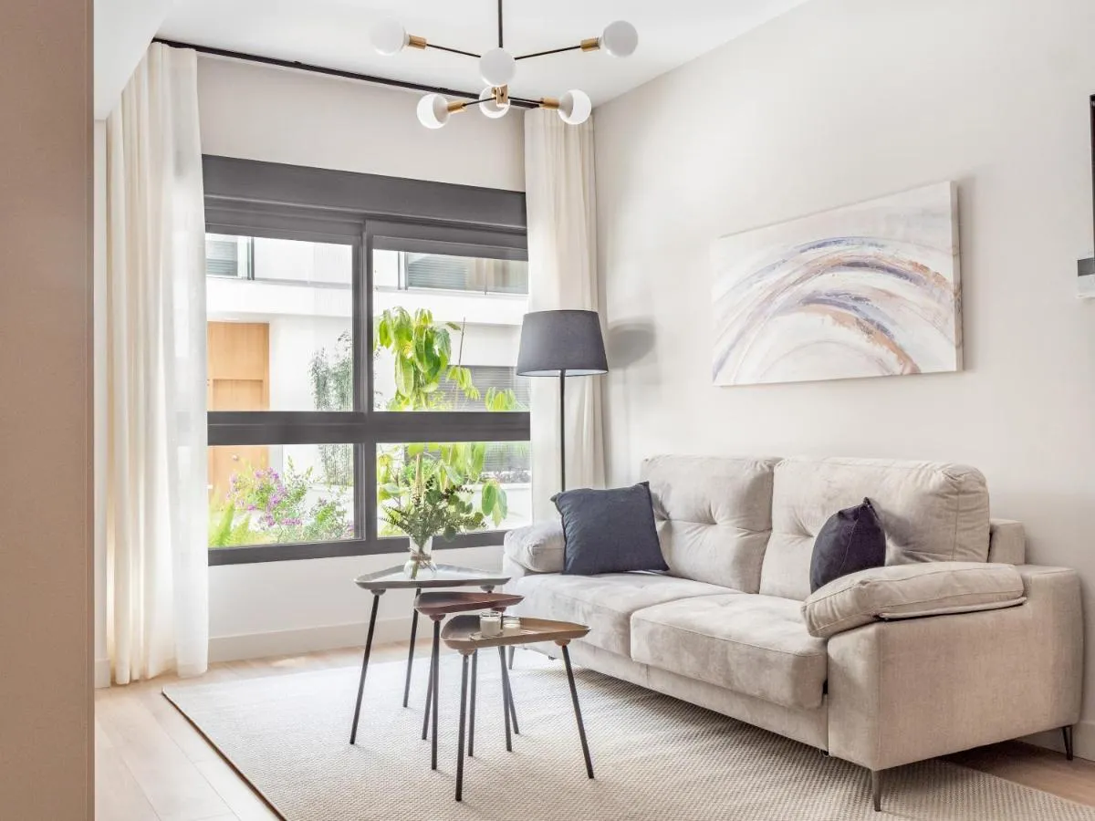 Image 1 of Modern with swimming pool- 2Bd 2Bth- Triana