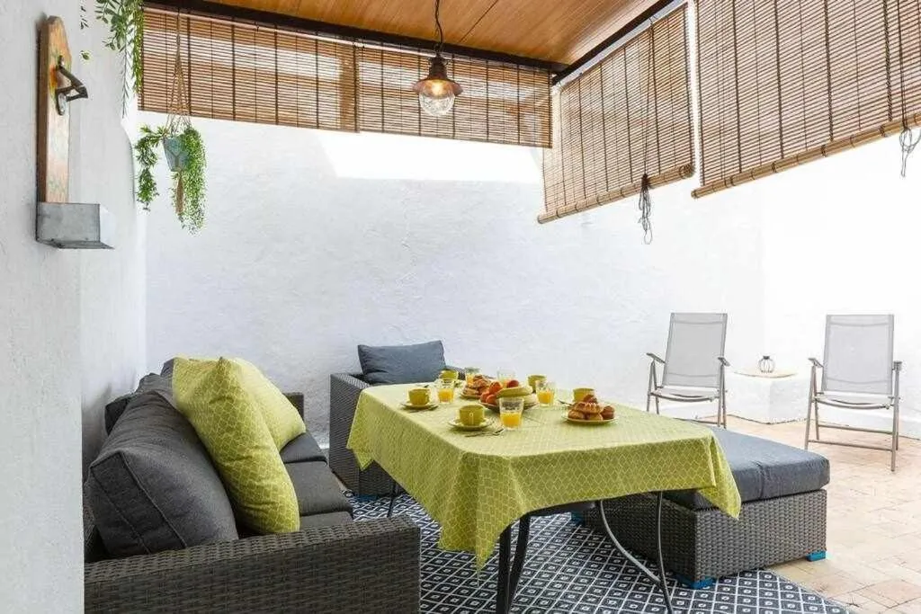 Image 3 of MonKeys Apartments Betis Chill Out