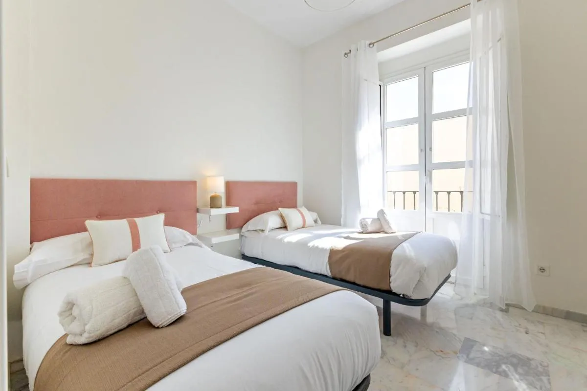 Image 1 of Muro city center suite by Valcambre