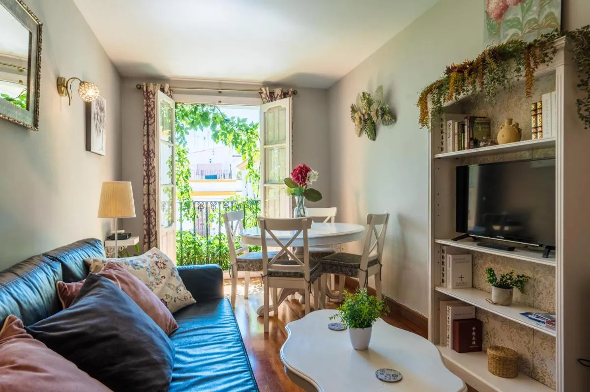 Image 2 of Novalia Home Suite