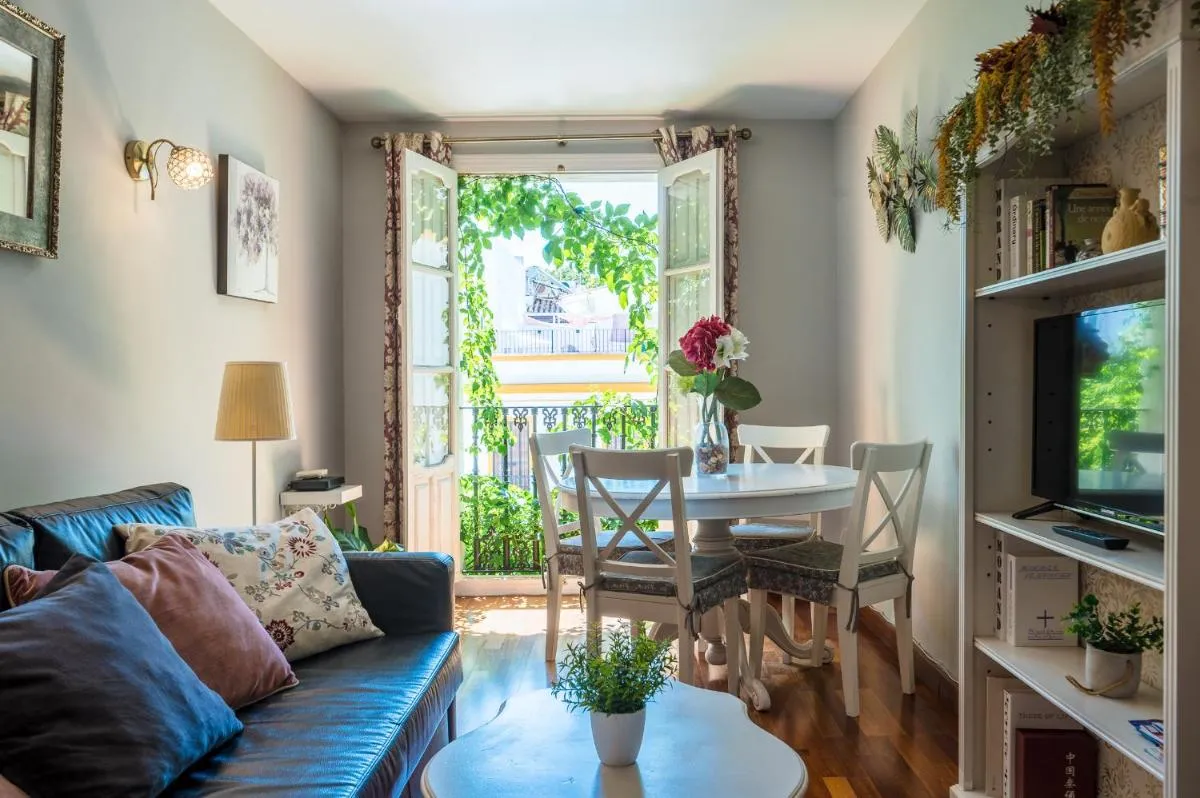 Image 3 of Novalia Home Suite