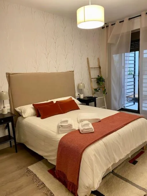 Image 1 of Nuevo Moderno Apartamento de Lujo