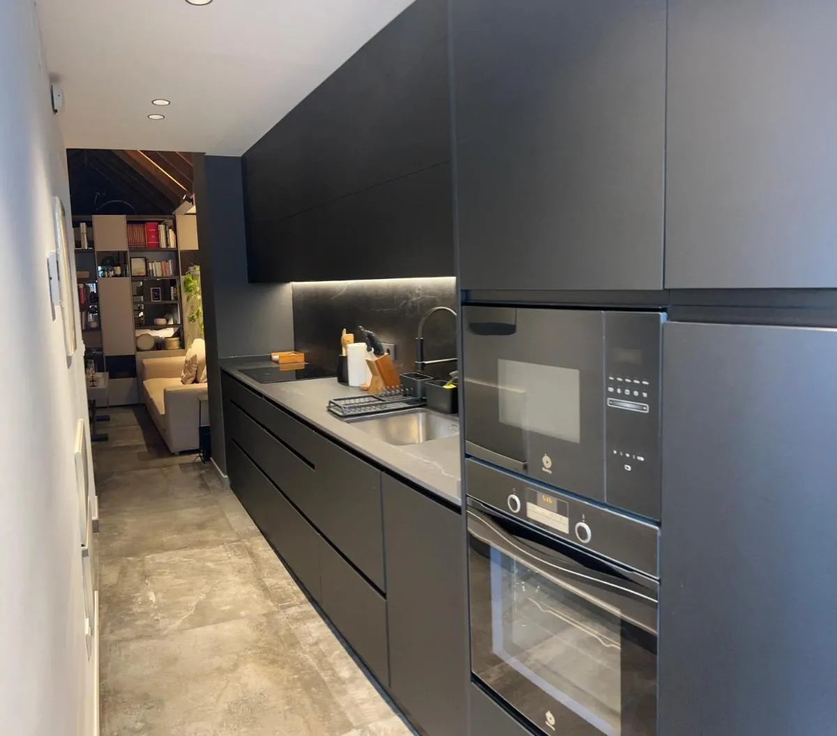 Image 4 of O&L Gran Poder – Modern loft with Private Pool and Terrace