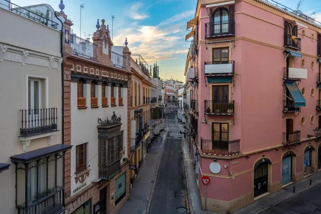 Image 5 of Plaza Nueva Deluxe Suite by Valcambre