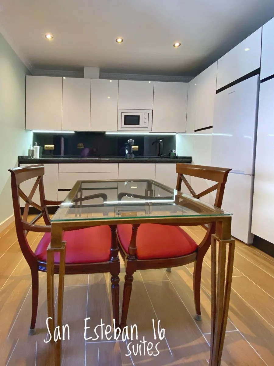 Image 5 of SUITES SAN ESTEBAN 16 Principe