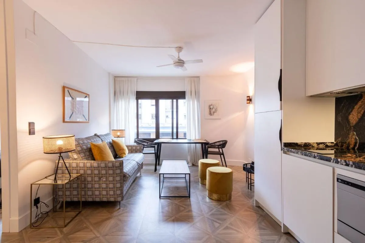Image 3 of Salado Triana Suites by Valcambre