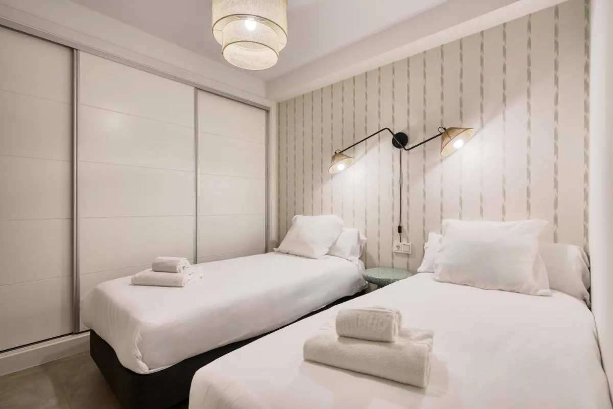 Image 4 of San Francisco Top-Luxury, by Homing U