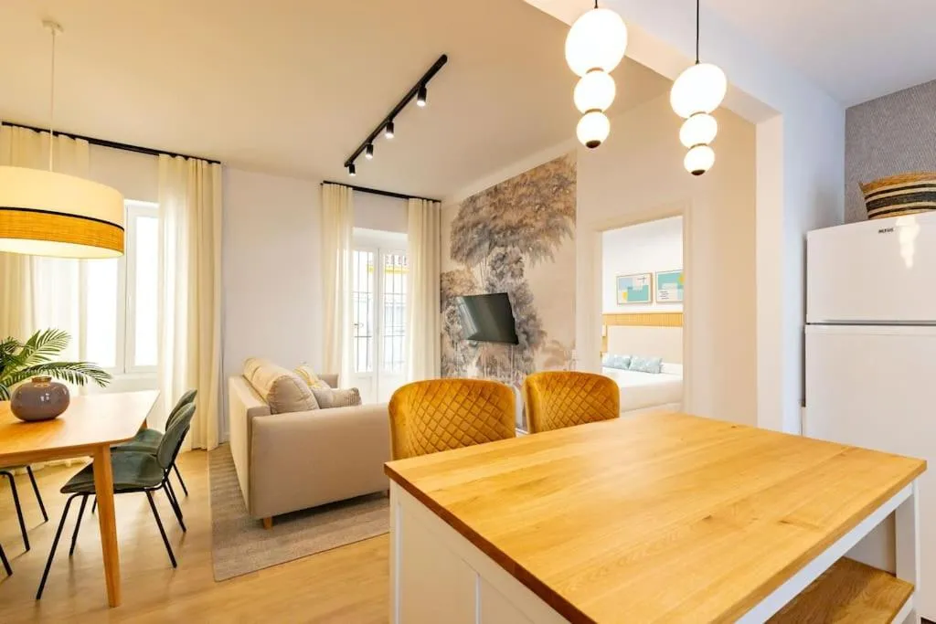 Image 3 of Santa Catalina centra suite by Valcambre