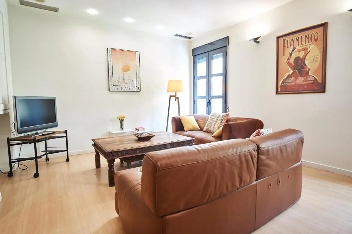 Image 2 of Setefilla Deluxe Suite by Valcambre