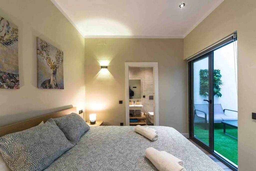 Image 6 of Seville Luxury Downtown Suite