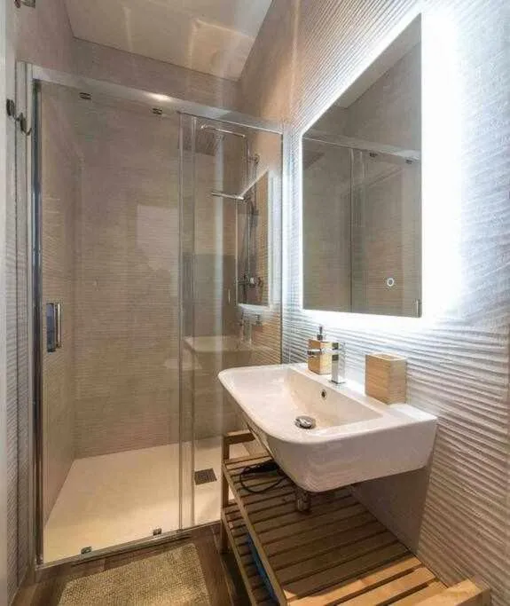 Image 3 of Seville Luxury Downtown Suite