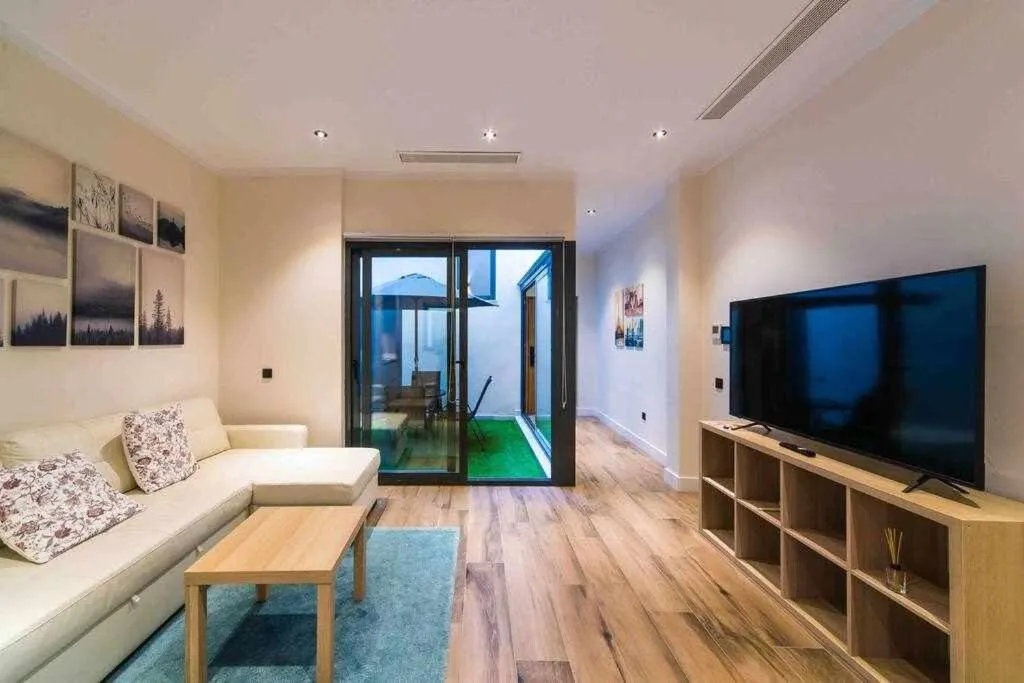 Image 4 of Seville Luxury Downtown Suite