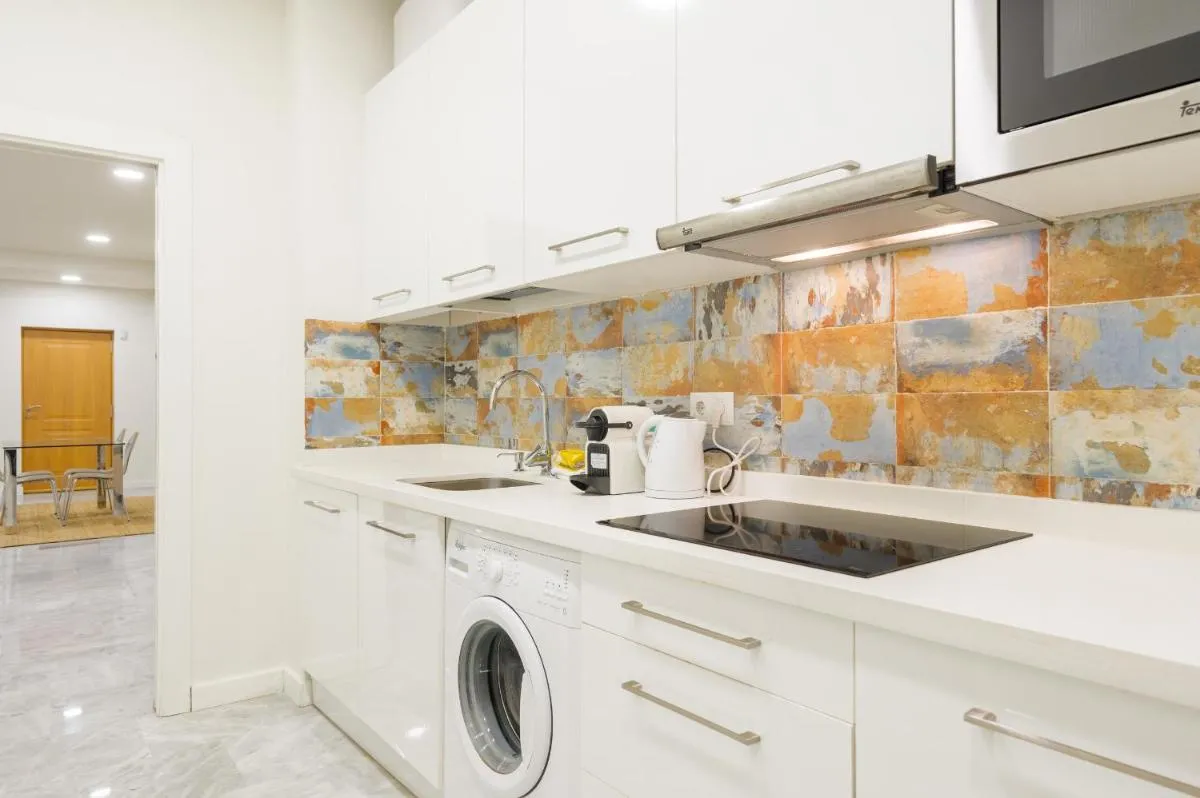 Image 3 of Spacious functional – 1 BD 1BTH – City Center
