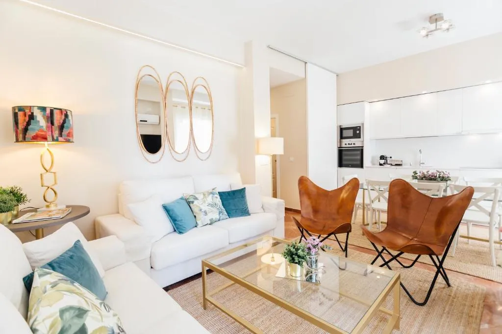 Image of Stylish and wide- 3Bdr 3Bth- Los Remedios