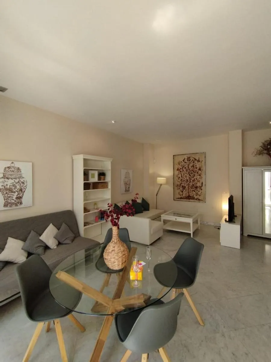 Image 4 of Suite Apartament Cathedral