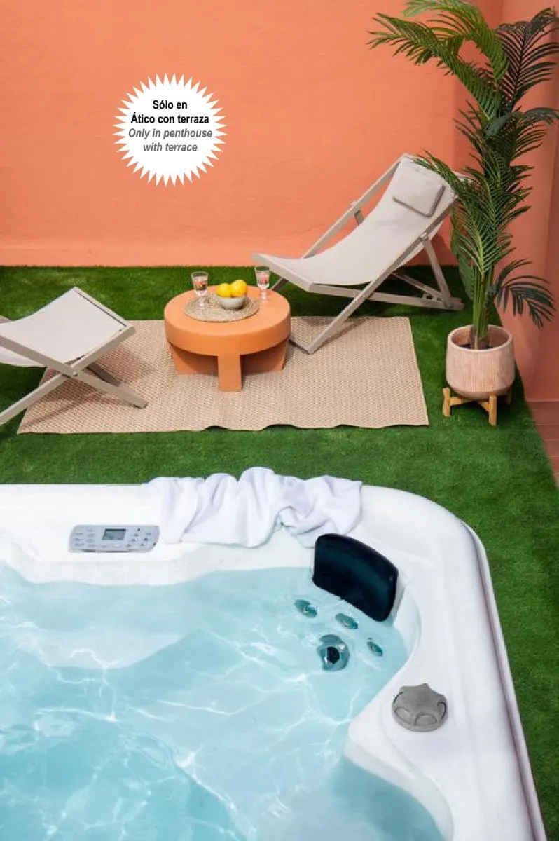 Image 6 of Suites Maestranza Santas Patronas – Penthouse with jacuzzi and parking