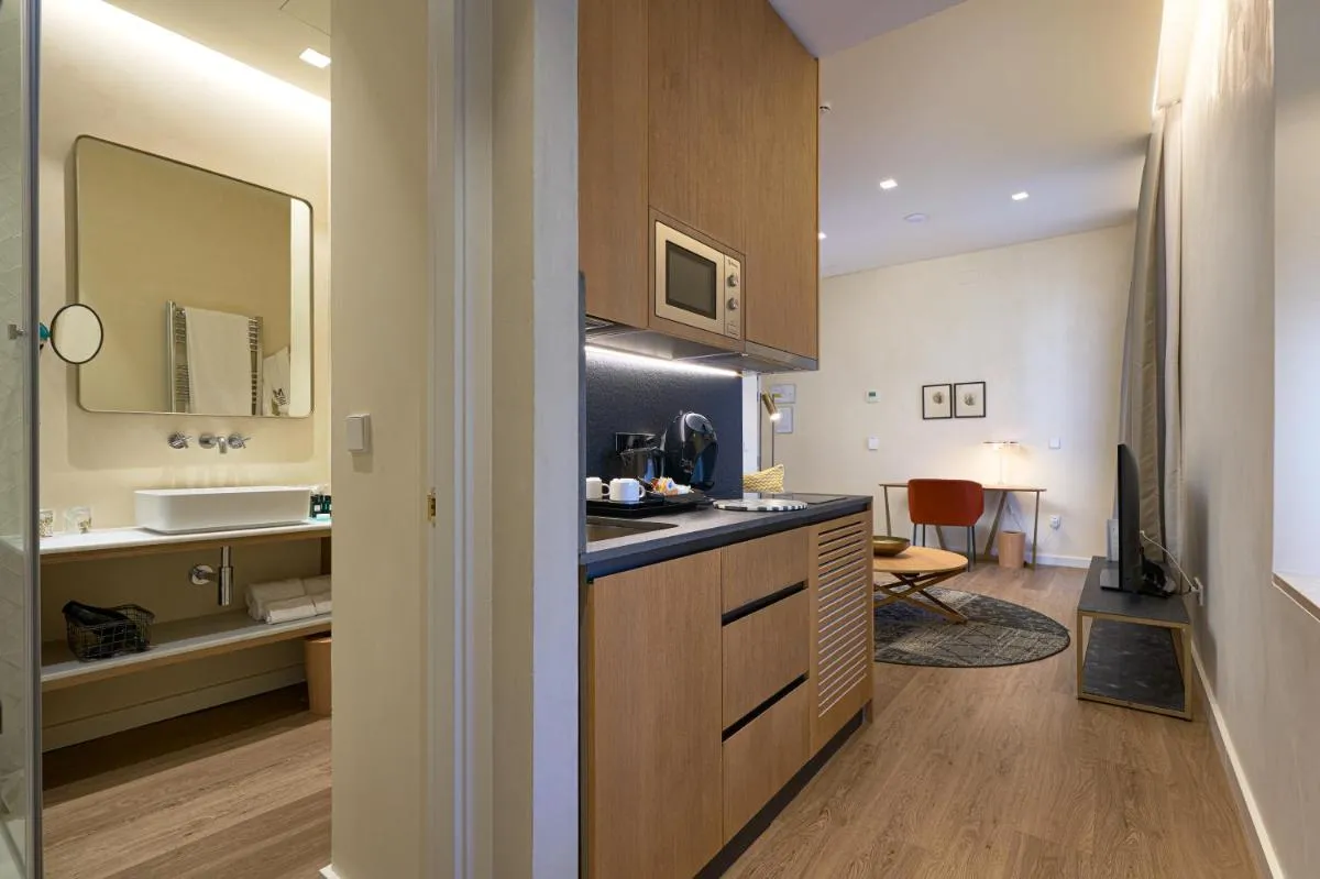 Image 2 of Suites Murillo Plaza Sta. Cruz
