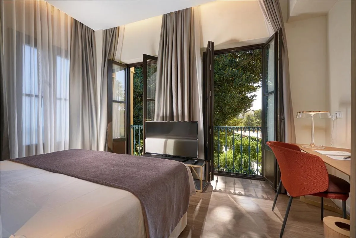 Image 1 of Suites Murillo Plaza Sta. Cruz