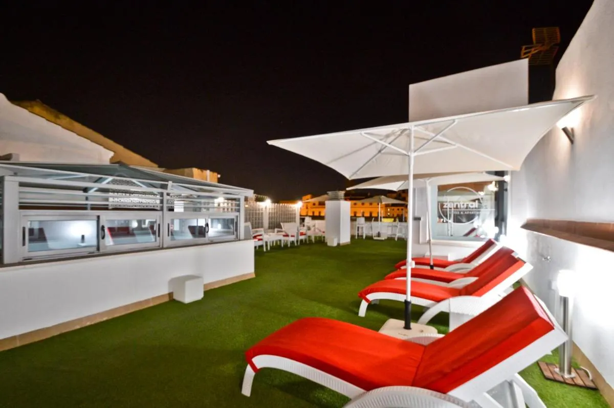 Image 5 of The Zentral Arenal Suites