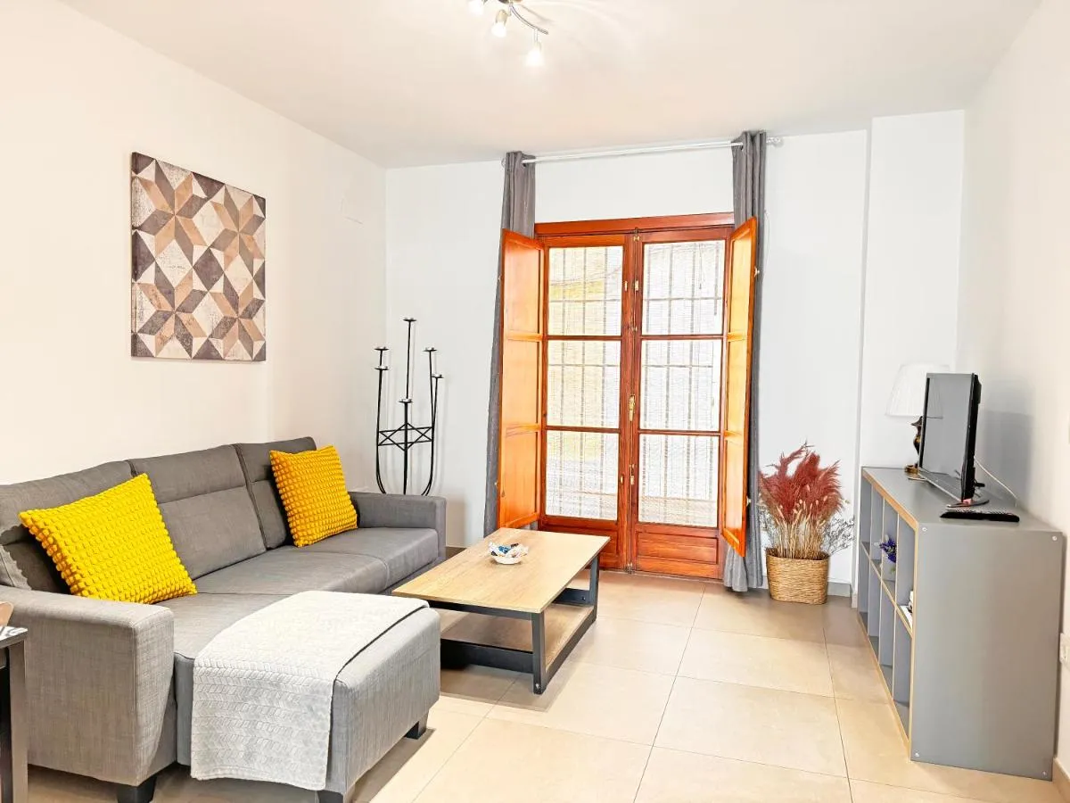 Image 4 of Triana Home Luxury