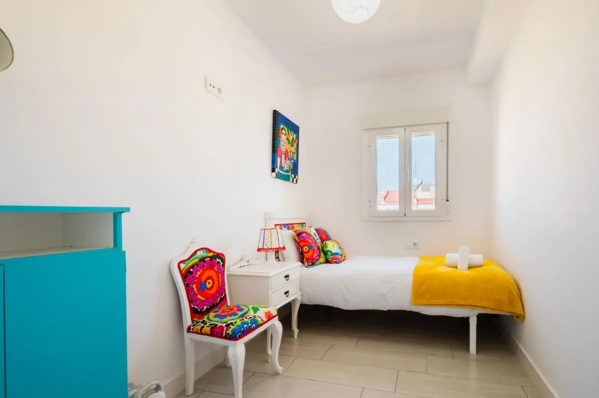 Image 5 of Wide and colourful- 3Bd 1Bth- Triana