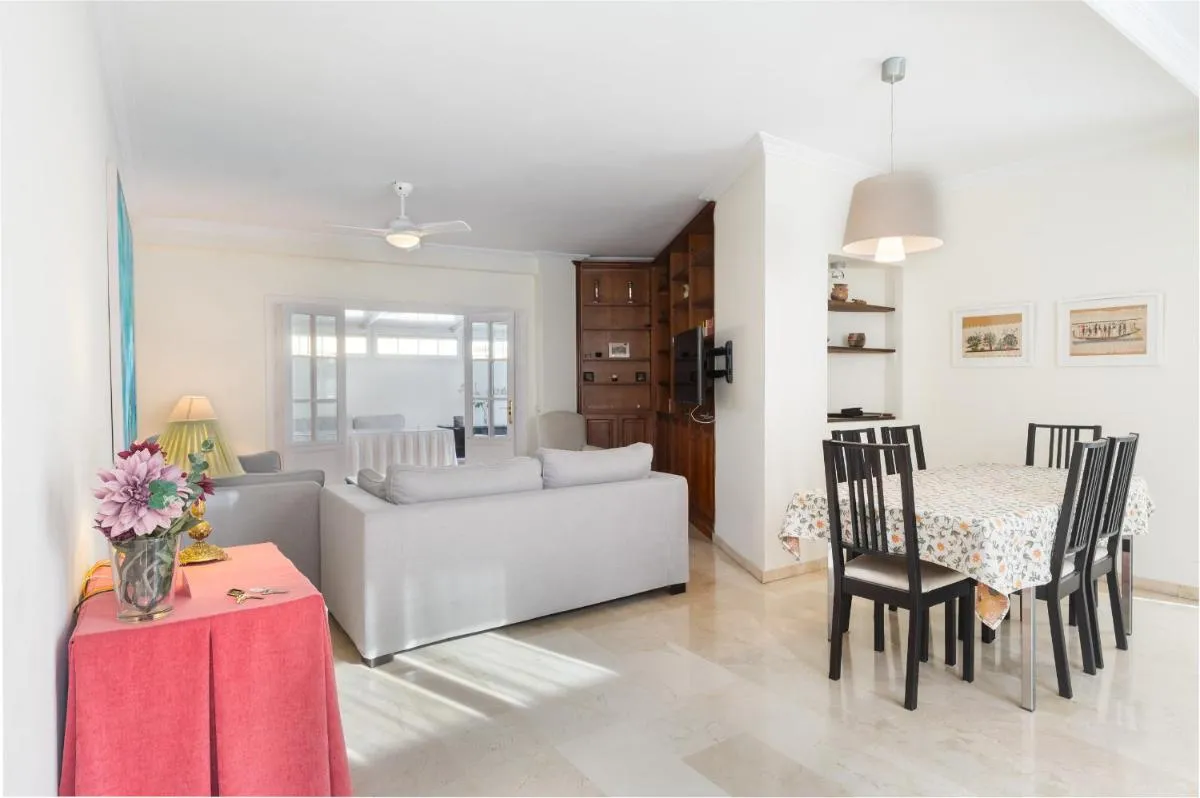 Image 3 of Wide with Terrace & Parking- 3Bd 2Bth- Alfalfa