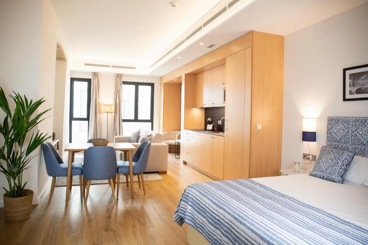 Image 2 of nQn Aparts & Suites Sevilla